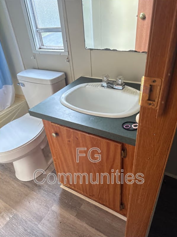 Building Photo - 3160 Dunn St