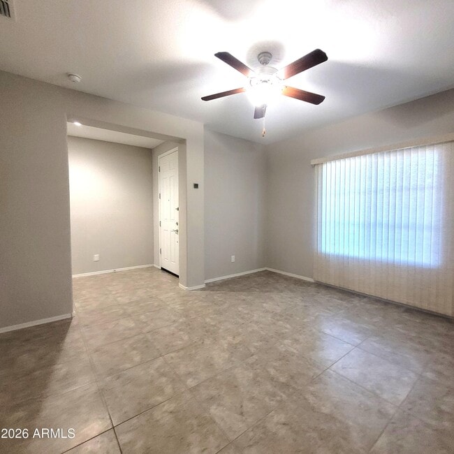 Building Photo - 25925 W Tonto Ln