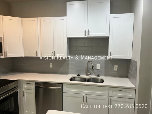 Building Photo - 8336 Triple Crown Dr