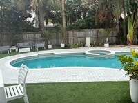 Building Photo - 3412 Spring St