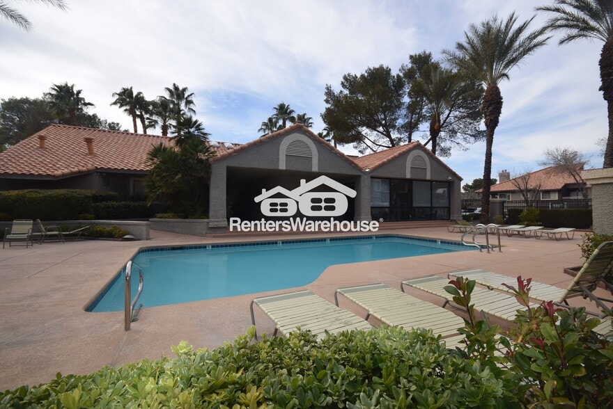 Building Photo - 5006 S Rainbow Blvd