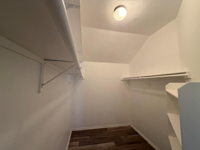 Building Photo - 1524 Lorson Loop