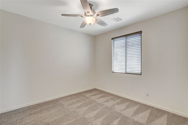 Building Photo - 532 Founders Creek Ave