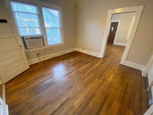 Building Photo - Modern Upgrades + Classic Charm – 2BR Dupl...