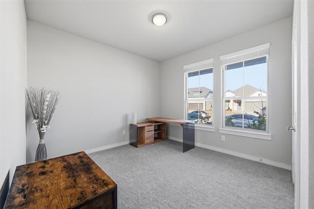 Building Photo - 2417 Mankato Dr