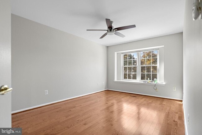 Building Photo - 123 Hearthstone Ln