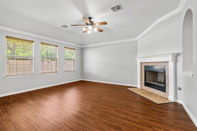 Building Photo - 2505 Rusk Ct