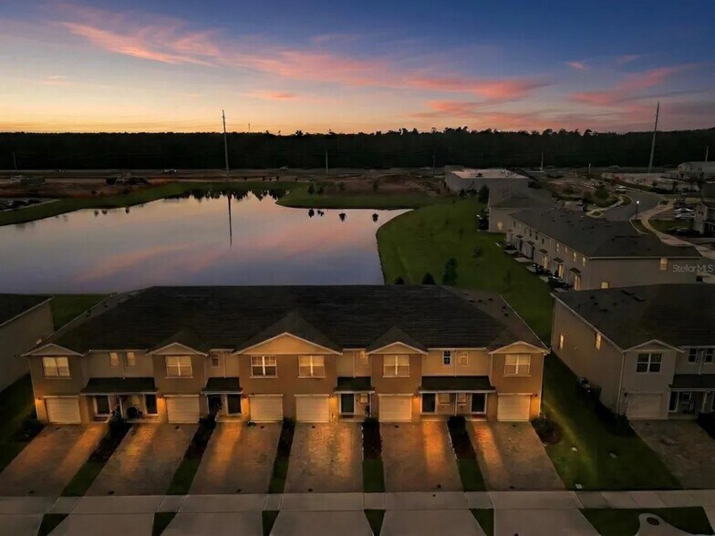 Building Photo - 2803 Brie Hammock Bnd