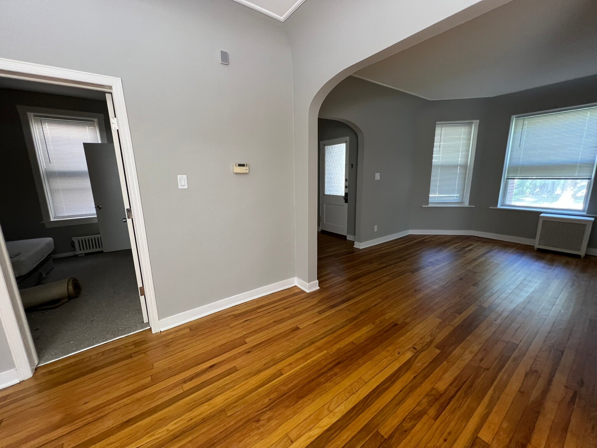 BD 1 - 4718 N Laramie Ave