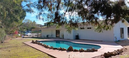 Building Photo - 4208 Linda Vista Dr