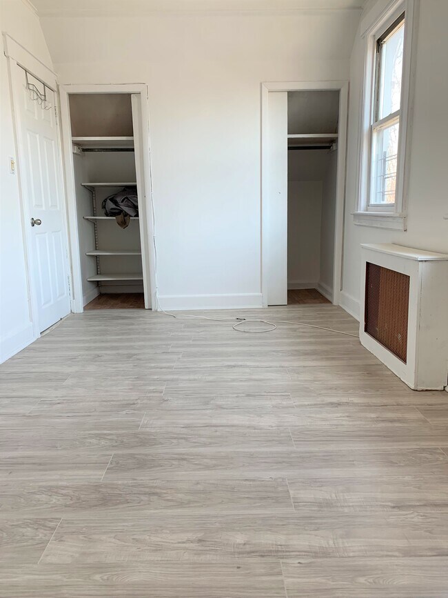 Building Photo - 4706 104th St