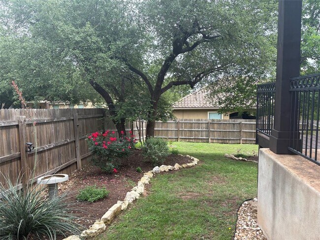 Building Photo - 509 S Meadowlark St