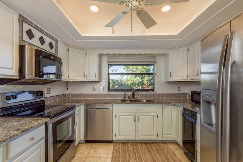 Building Photo - 14 Mariner Dr