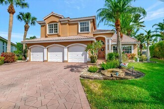 Building Photo - 19314 King Palm Ct