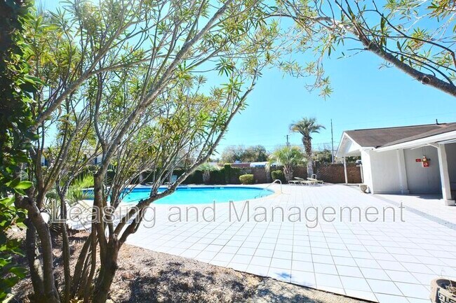 Building Photo - 650 Cornell St