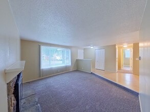 Building Photo - 24798 Parkside Dr