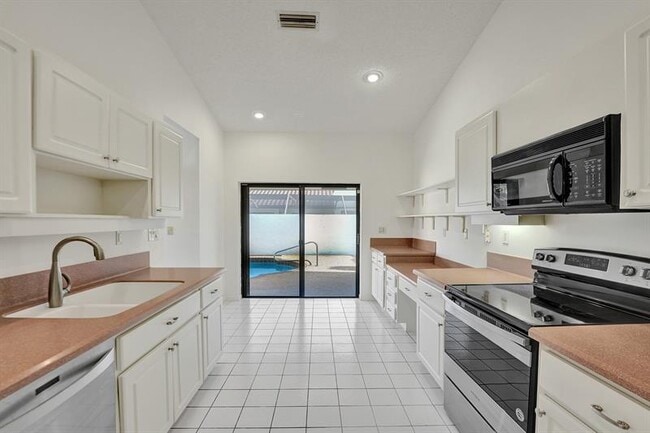 Building Photo - 21349 Placida Terrace