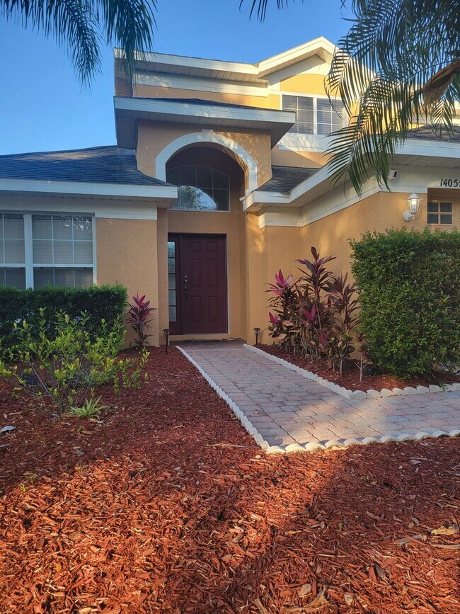 Building Photo - 4 Bedroom House in Eagle Creek, Lake Nona