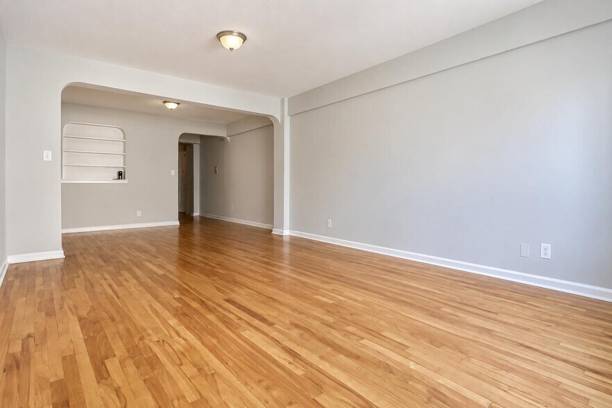Building Photo - 500 Kappock St