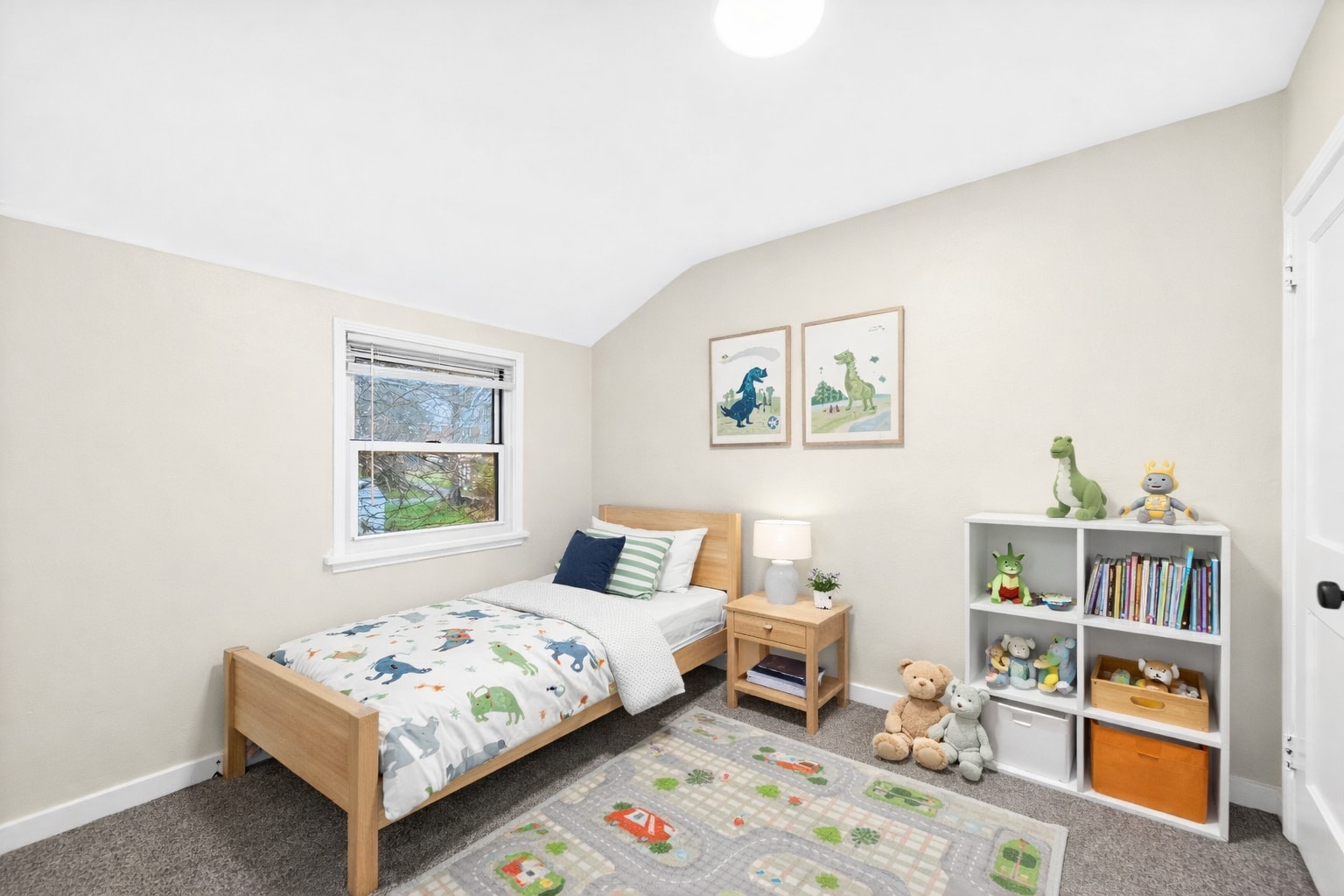 Building Photo - 627 2nd St