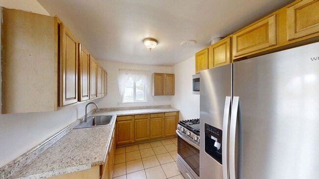 Building Photo - 12174 2nd St