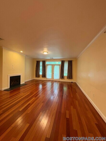 Building Photo - 83 Fairmount Ave