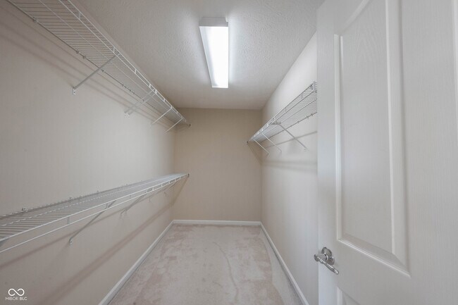 Building Photo - 13086 Avon Cross Way