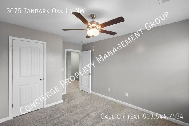 Building Photo - 3075 Tanbark Oak Ln NW