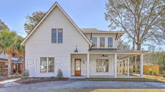 Building Photo - 755 Adluh St