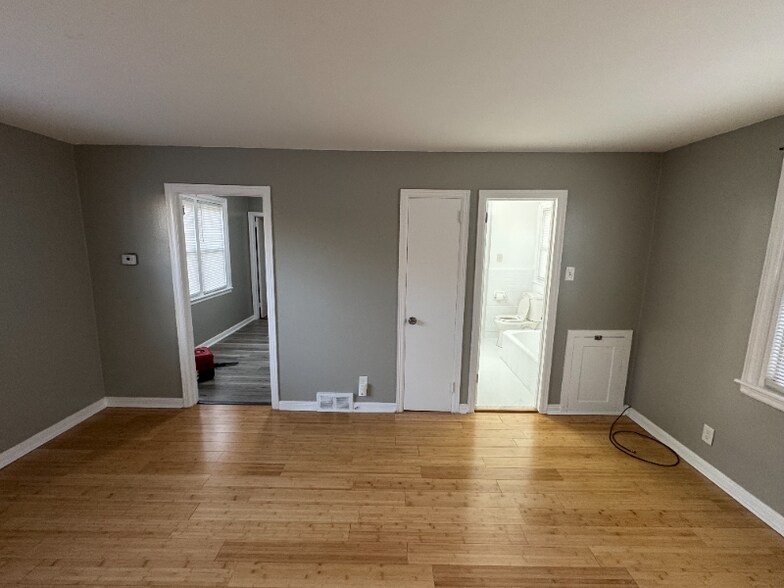 Building Photo - 5738 N 3rd St