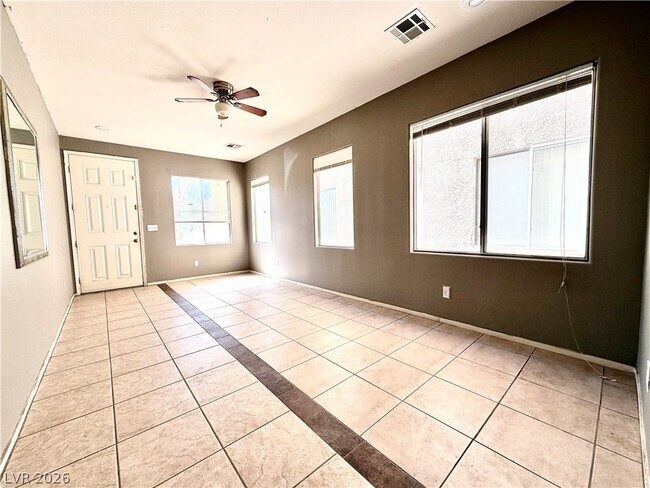 Building Photo - 890 Sheerwater Ave