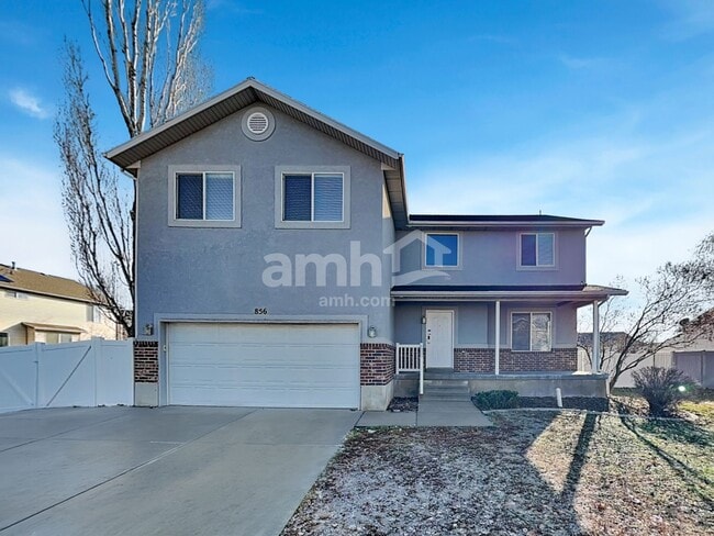 Building Photo - 856 E 2150 S