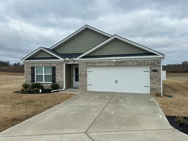 Building Photo - 7705 Sand Pit Rd