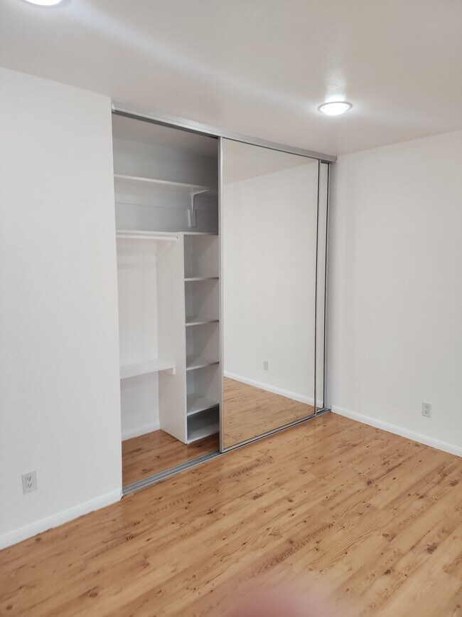 Building Photo - 25743 Hogan Dr