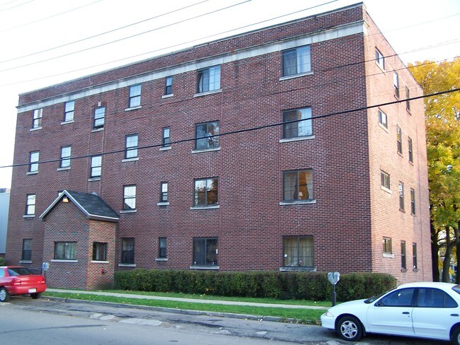 Primary Photo - Priscilla Apartments