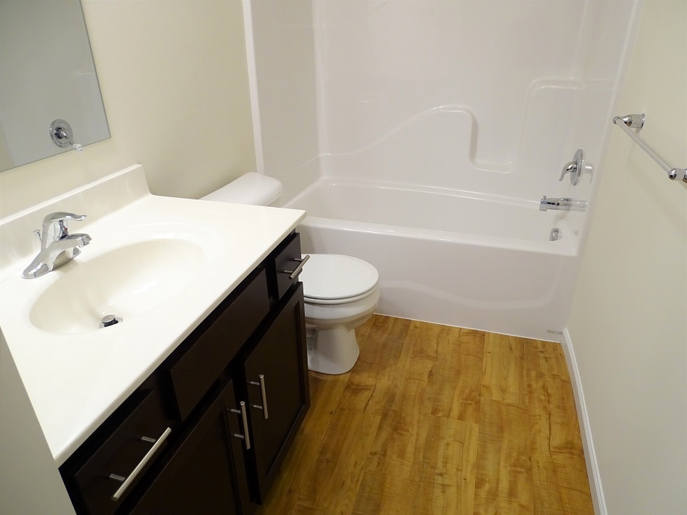 Building Photo - 345 Cedar Holw