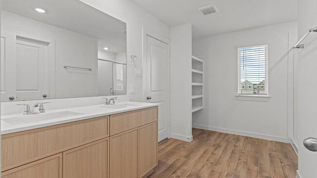 Building Photo - 3562 Lovebird Ln