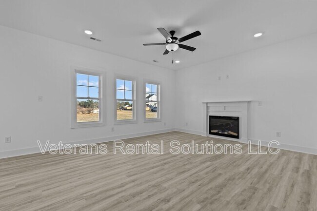 Building Photo - 136 Bourbon St