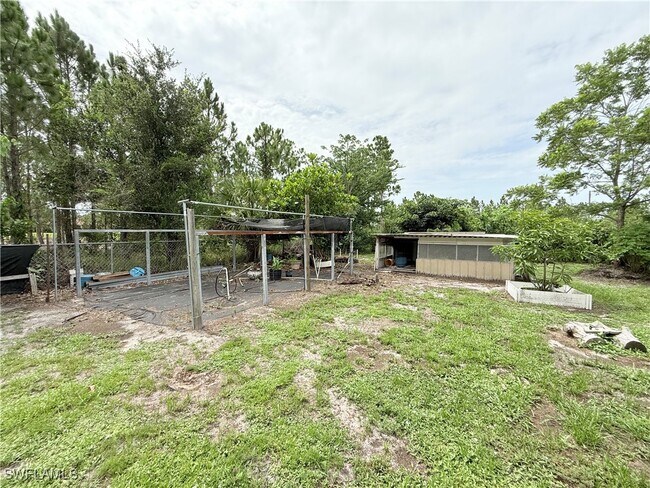 Building Photo - 910 Greenwood Ave