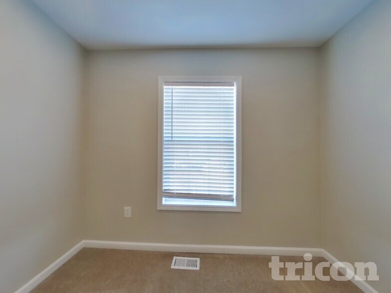 Building Photo - 166 Millwheel Dr