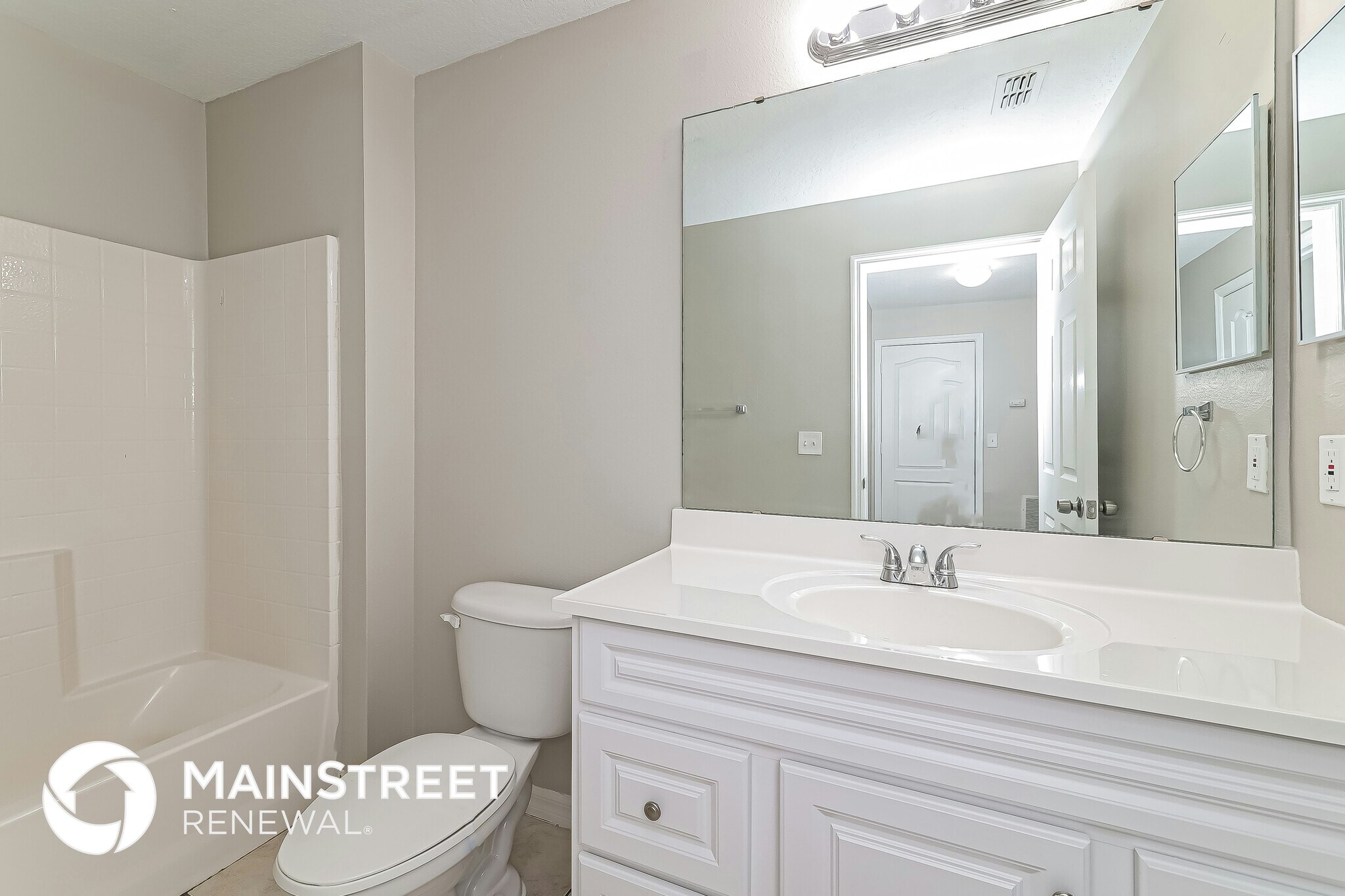 Building Photo - 1147 Royal Ridge Dr