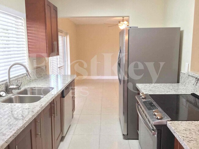 Building Photo - 19462 SW 87th Pl