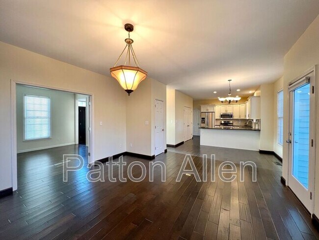 Building Photo - 29 Whispering Oak Ct