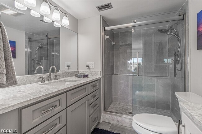 Building Photo - 7430 Lake Breeze Dr