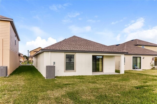 Building Photo - 2127 Peyto Wy