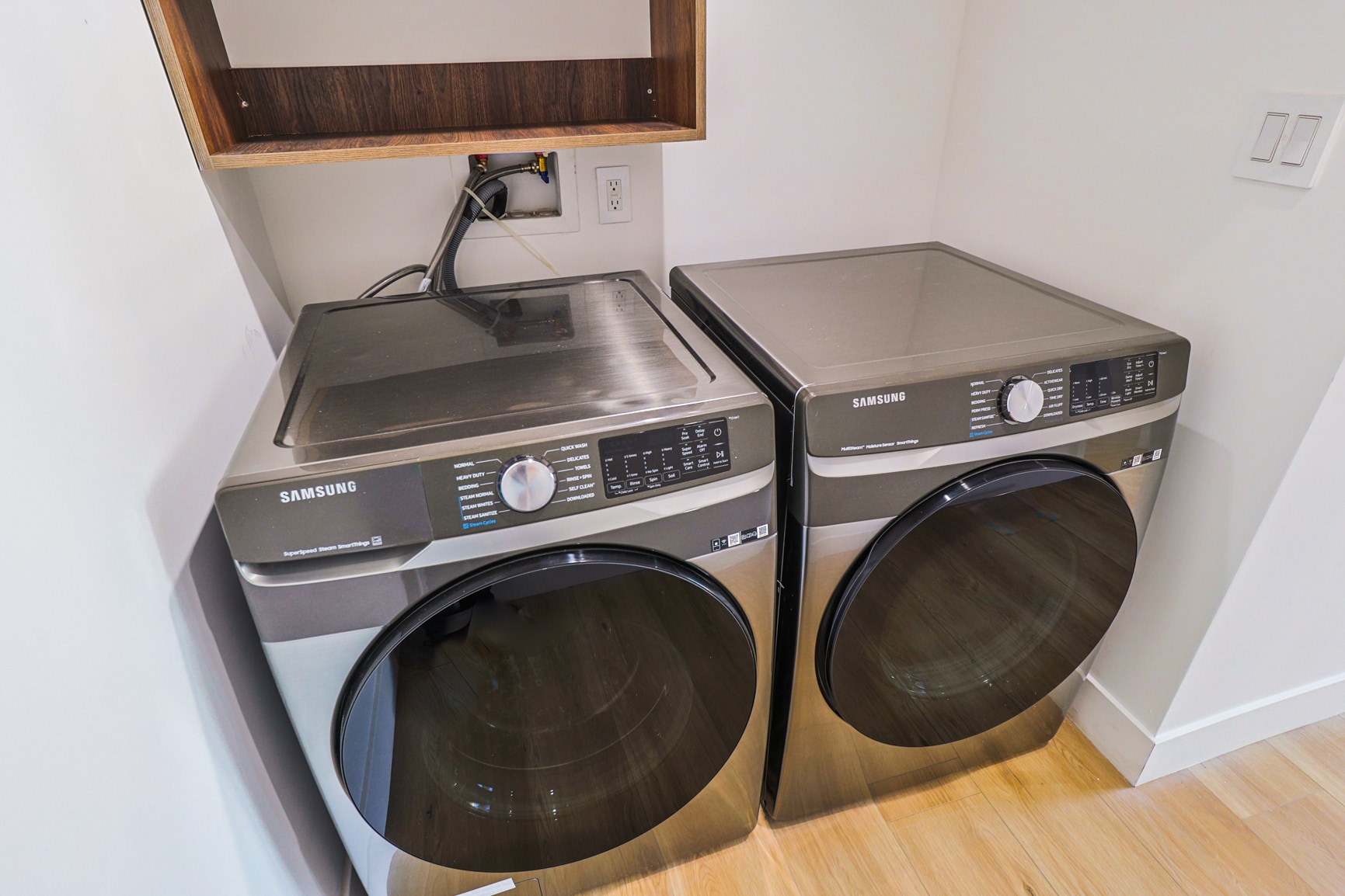 Building Photo - 4848 W 17th St