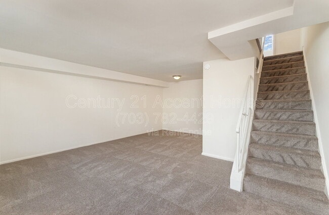 Building Photo - 3822 Keller Ave