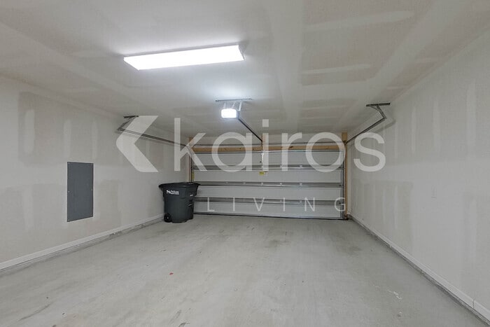 Building Photo - 114 ORTHELLO COURT