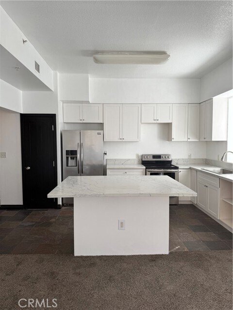 Building Photo - 388 E Ocean Blvd