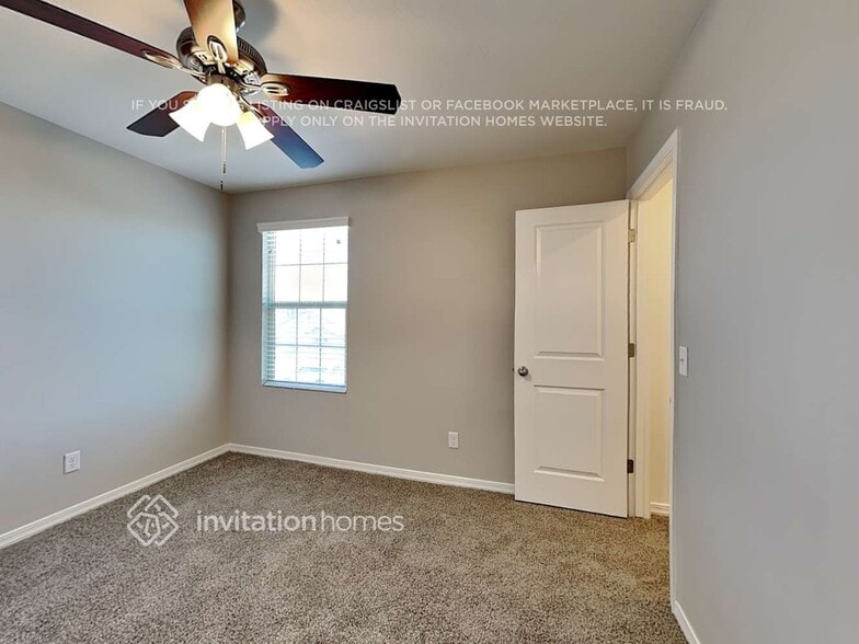 Building Photo - 395 W White Sands Dr